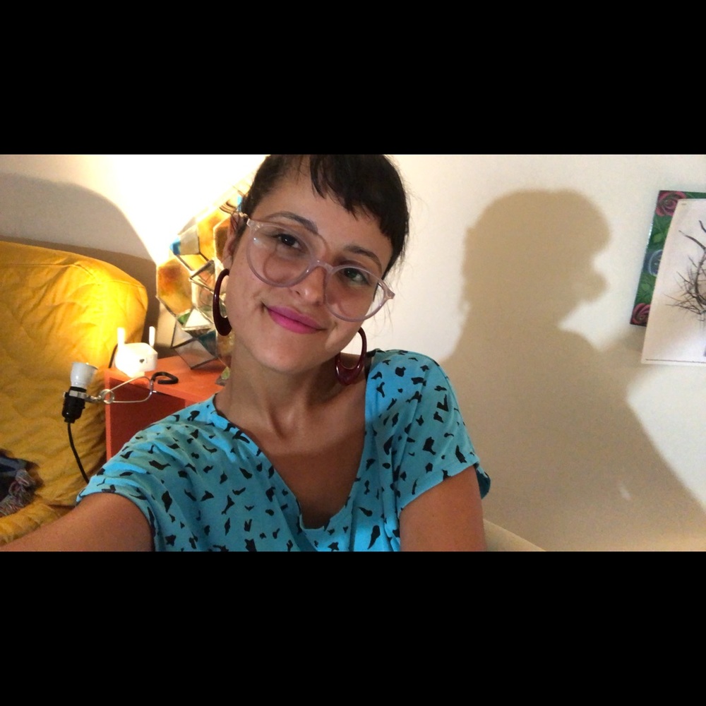 Meet your Posher, Valeria